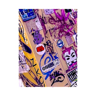 Urban Art Sticker Tag Graffiti NYC T-Shirt