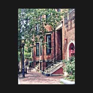 Boston MA - Walking the Dog on Mount Vernon Street T-Shirt