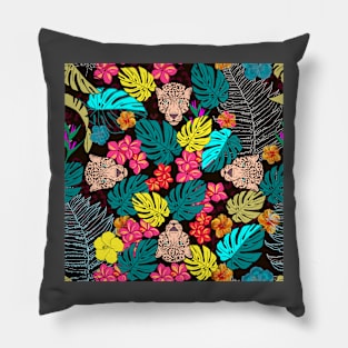 Jungle pattern Pillow