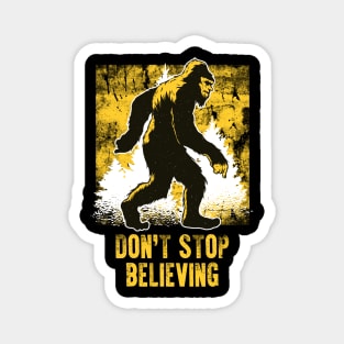 Funny Retro Bigfoot Don't Stop Believing Vintage Magnet