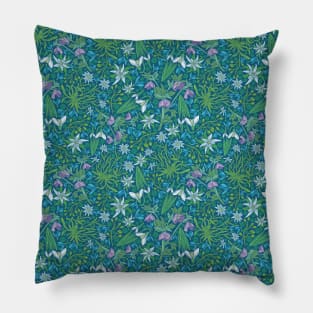 Edelweiss flowers with hellebore and snowdrops on blue background Pillow