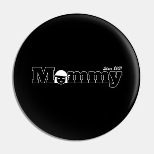 mommy chef (dark background) Pin