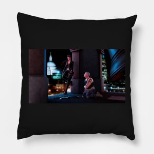 Tomb Raider III - London Killer Pillow