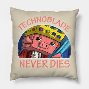 technoblade - vintage Pillow