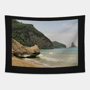 SCENIC ROCKY CLIFF FACE AND ISLANDS DESIGN Tapestry