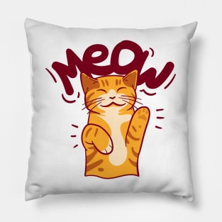 Illustration of an orange cat with a smiling face Pillow