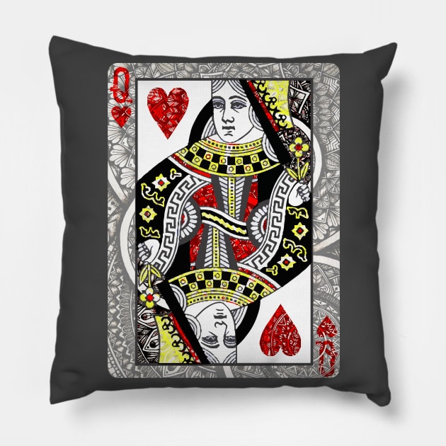 Queen of hearts Pillow by Lamink