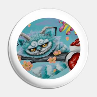 grinning kitty Pin