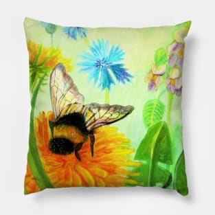 Bumble bee on dandelion Pillow