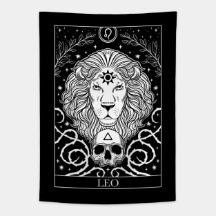 Zodiac sign tarot card Leo Tapestry