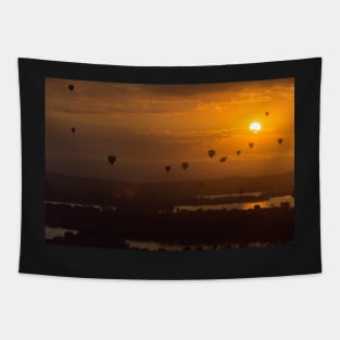 Ballon Sunrise Tapestry