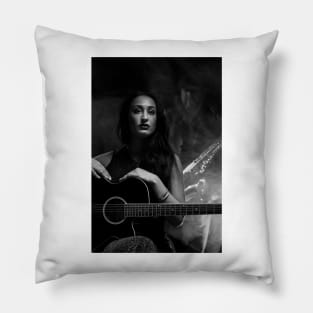 Guitarist and Saxophonist Pillow