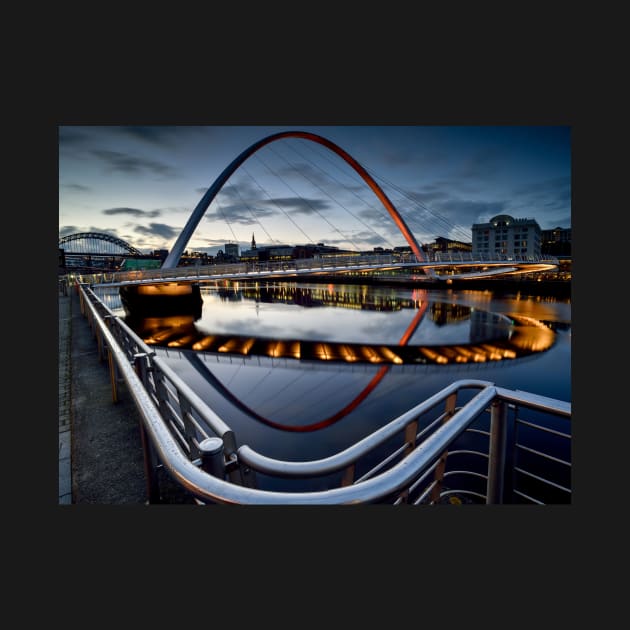 The Gateshead Millenium Bridge by davehudspeth