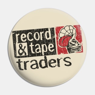 Record and Tape Traders 1977 Pin