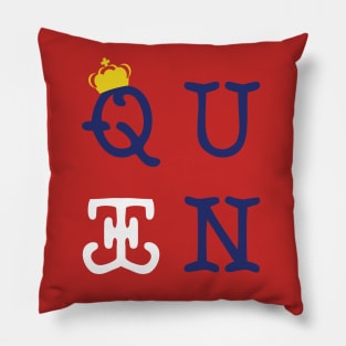 Q U Double E N Pillow