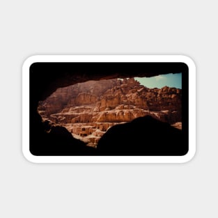 Jordan Petra 2 Magnet