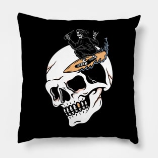 Wave skull Pillow