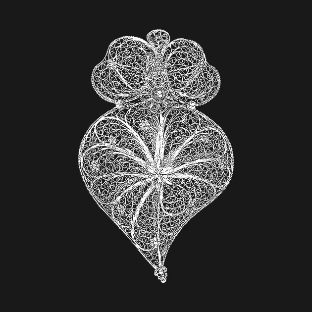 Heart of Viana-Portuguese filigree, traditional jewelry by StabbedHeart
