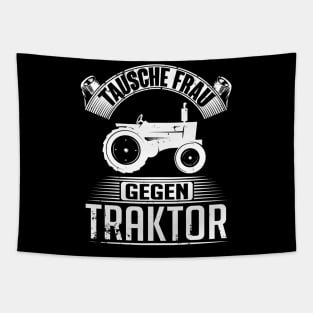 Tausche frau gegen traktor (white) Tapestry