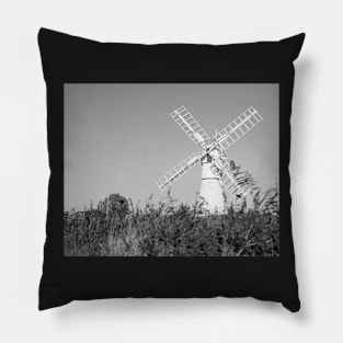 Traditional windmill in the Norfolk countryside Pillow