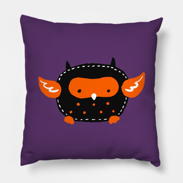 Little Halloween Owl Pillow by saradaboru