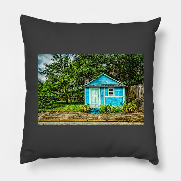 Old House in Florida Pillow by Gestalt Imagery