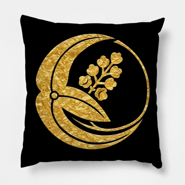 Japanese Mon Hitotsu Omodaka no Maru Pillow by Takeda_Art