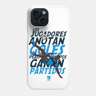 Los jugadores anotan goles Phone Case