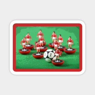 Man Utd'85 retro subbuteo football team Magnet