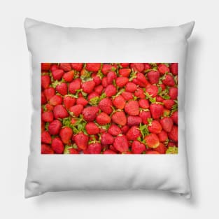 Fresh strawberries Pillow