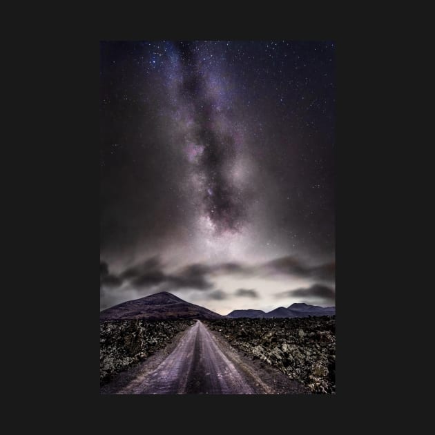 Milky Way rising over Lanzarote Volcano by TonyNorth