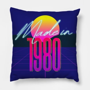 Made In 1980 ∆∆∆ VHS Retro 80s Outrun Birthday Design Pillow