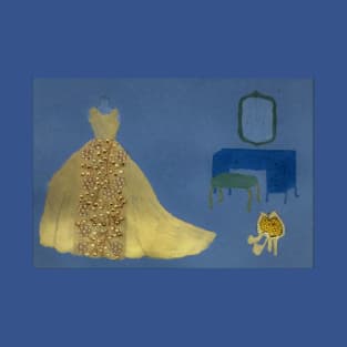 Glitzy gold gown and shoes T-Shirt