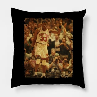 Patrick Ewing - Vintage Design Of Basketball Pillow