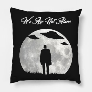 Alien Abduction - UFO We are not alone Gift print Pillow