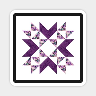 Traditional vintage quilt block pattern purple Magnet