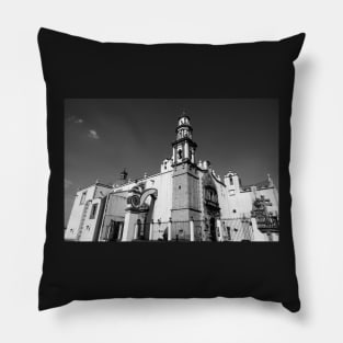 Eglise de Queretaro, Mexique Pillow