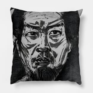 Miyamoto musashi portrait coal drawing Pillow