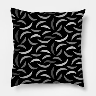 Black and white leaves pattern Pillow