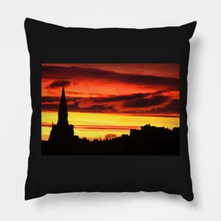 Edinburgh sunrise Pillow