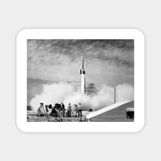 First Cape Canaveral rocket launch (C026/4194) Magnet