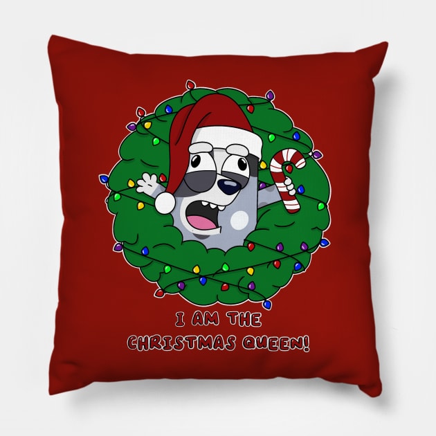 Christmas Queen! Pillow by alexhefe