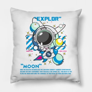 DISCOVER THE MOON Pillow