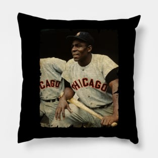 Minnie Minoso in Chicago White Sox Pillow