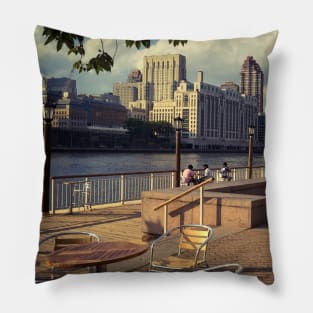 Roosevelt Island Street Skyline New York City Pillow