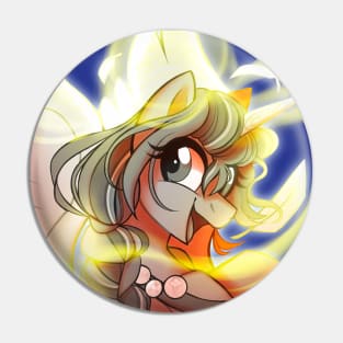 Alicorn Sunny Starscout Pin