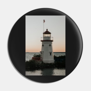 Cheboygan Crib Light at Sunset Pin