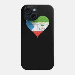 Equatorial Guinean Jigsaw Puzzle Heart Design - Gift for Equatorial Guinean With Equatorial Guinea Roots Phone Case