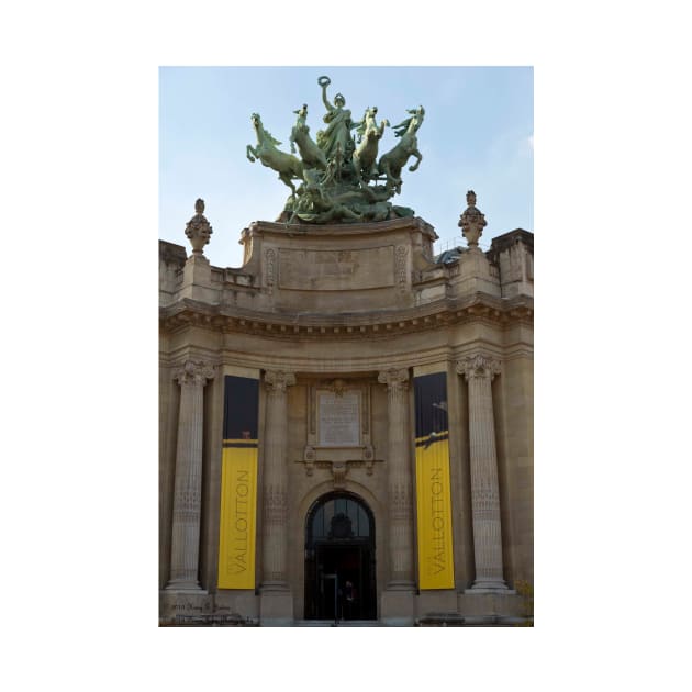 Le Grand Palais - Street Corner Entrance © by PrinceJohn