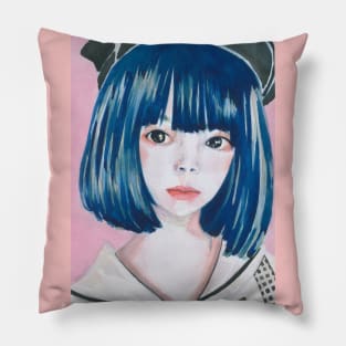 Portrait of Nanaho Pillow